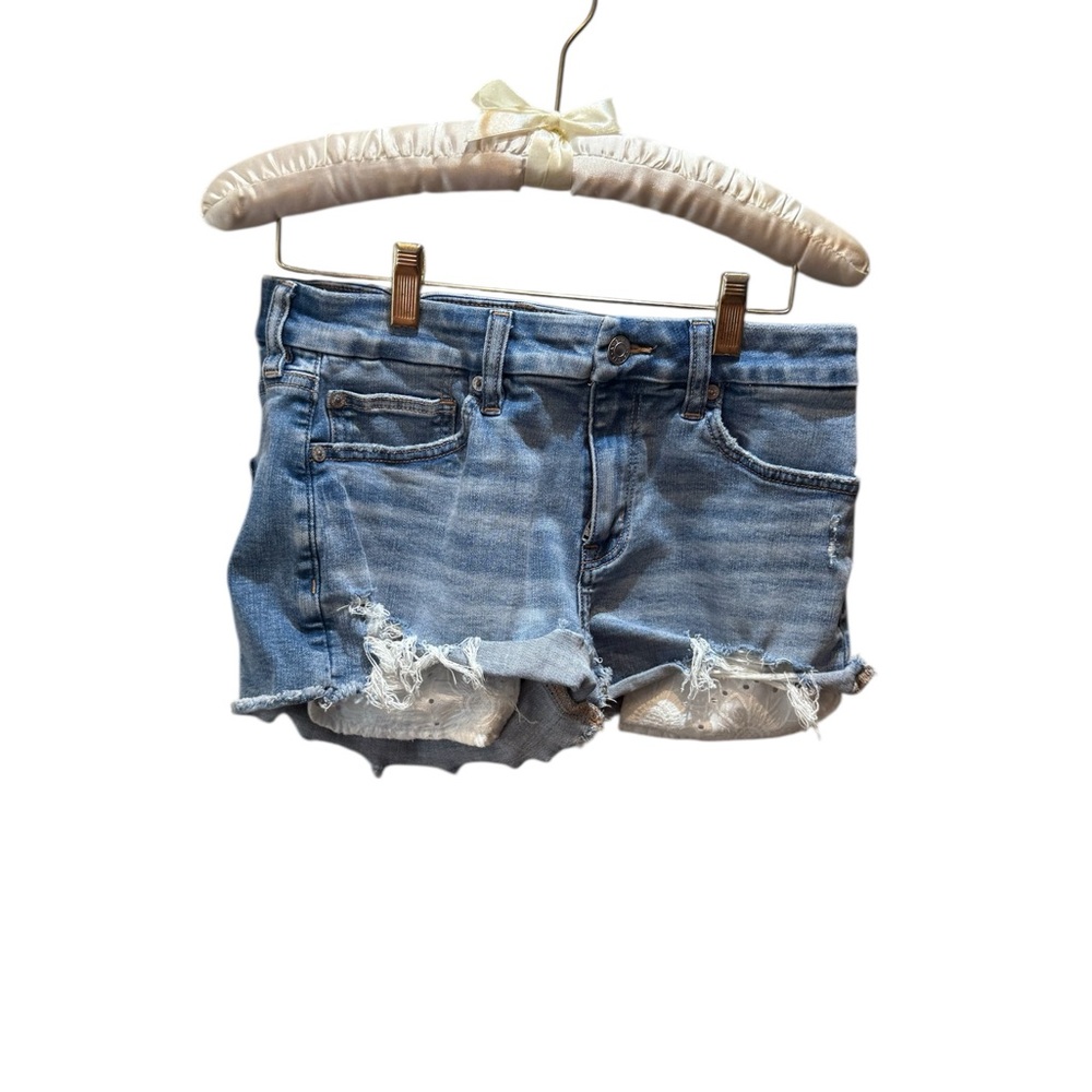 American Eagle Outfitters Distressed Cutoff Shorts Size 6 - Picture 4 of 9